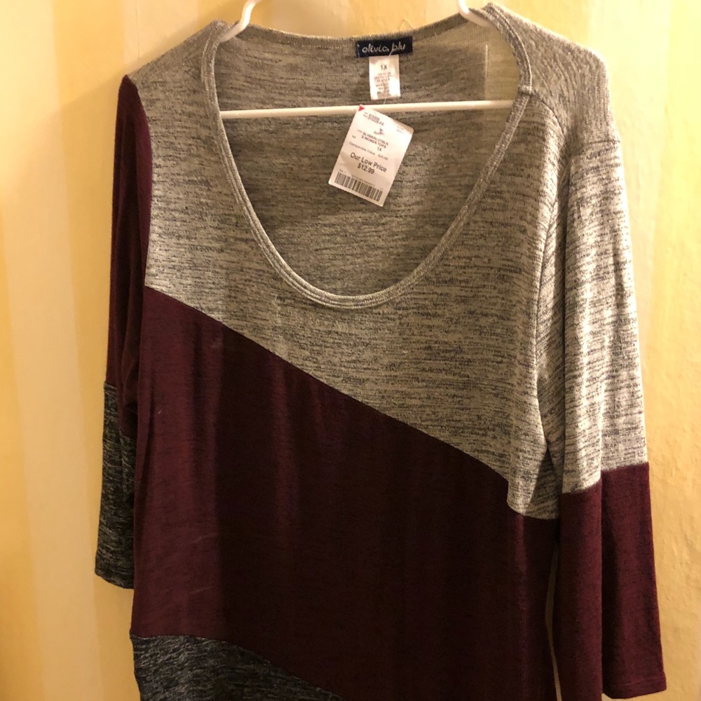 Long sleeve gray & red long tee/tunic
